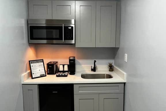 Cozy Beachside 2 Suites Bundle - Oceano Suites